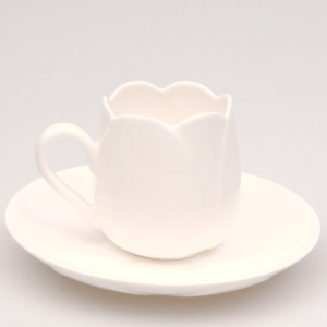 Tasse à café et soucoupe, Manufacture Alessi, Crusinallo (Italie), modèle Dezsö Elker, 2007